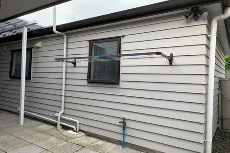 Photo of property in 5 Lexington Drive, Botany Downs, Auckland, 2010