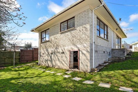 Photo of property in 2/222 Hillside Road, Papatoetoe, Auckland, 2025