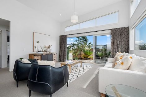 Photo of property in 77 Coast Boulevard, Papamoa Beach, Papamoa, 3118