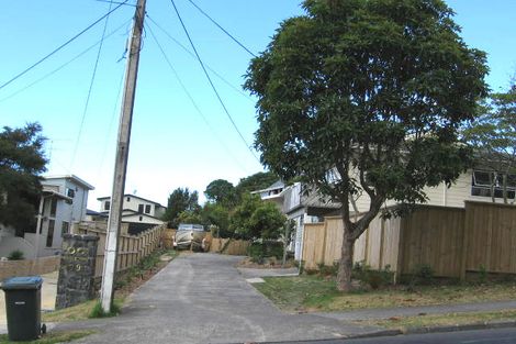Photo of property in 1/91 Deep Creek Road, Waiake, Auckland, 0630