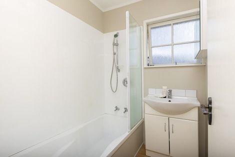 Photo of property in 2/68a Sturges Road, Henderson, Auckland, 0612