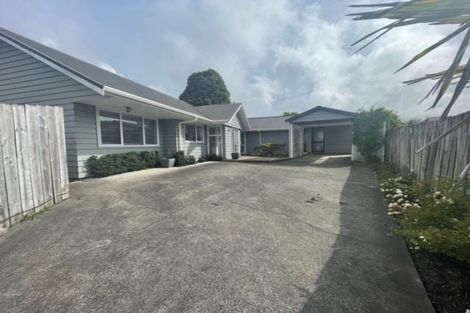 Photo of property in 2/11 Parramatta Place, Botany Downs, Auckland, 2010