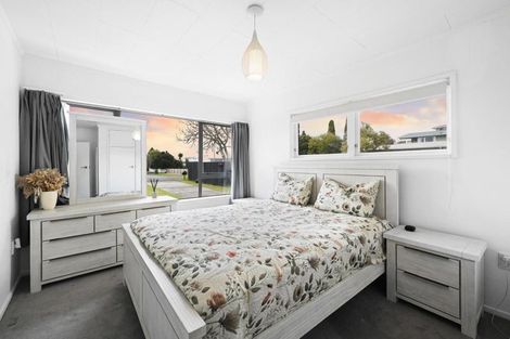 Photo of property in 59 Resthill Crescent, Glenview, Hamilton, 3206