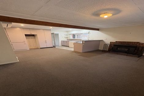 Photo of property in 35 Quarry Road, Green Island, Dunedin, 9018