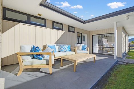 Photo of property in 15 Carter Drive, Pomare, Rotorua, 3015