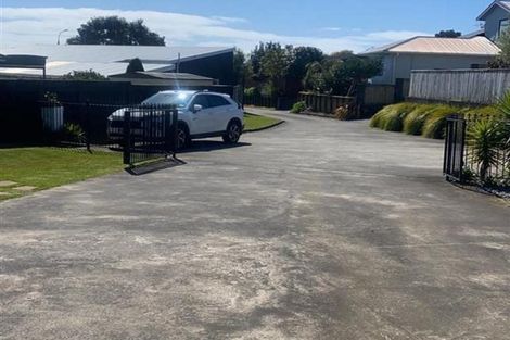 Photo of property in 3a Marchant Place, Westown, New Plymouth, 4310