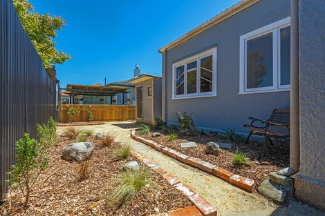 Photo of property in 14a Rewa Street, Takaro, Palmerston North, 4412