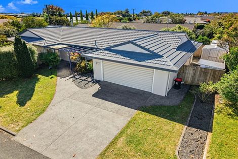 Photo of property in 15 Legorne Lane, Havelock North, 4130