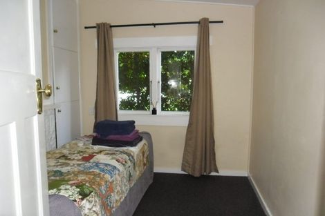 Photo of property in 2 Chaucer Road, Hospital Hill, Napier, 4110