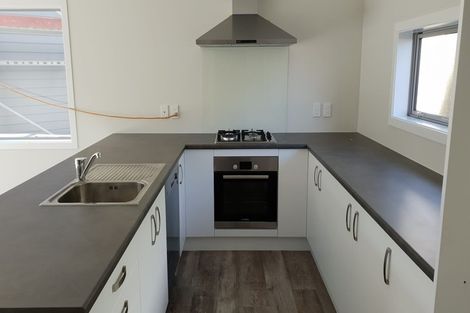 Photo of property in 6/20 Glanmire Road, Newlands, Wellington, 6037