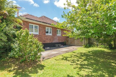Photo of property in 10 Clapham Place, Whanganui East, Whanganui, 4500