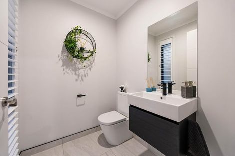 Photo of property in 90d Victoria Avenue, Waiuku, 2123