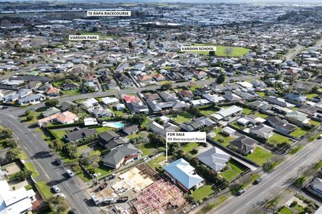 Photo of property in 99 Beerescourt Road, Beerescourt, Hamilton, 3200