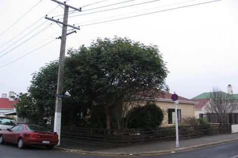 Photo of property in 70 Oxford Street, South Dunedin, Dunedin, 9012