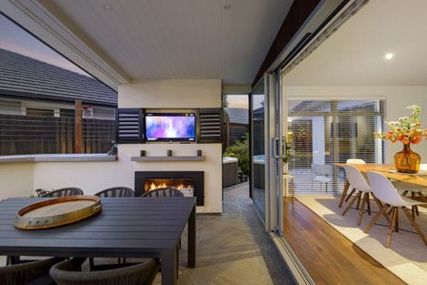 Photo of property in 10 Horseshoe Lake Road, Burwood, Christchurch, 8061