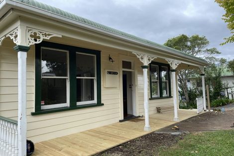 Photo of property in 2/20a Rawene Road, Birkenhead, Auckland, 0626