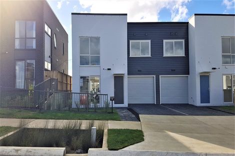 Photo of property in 64 Manutewhau Road, Massey, Auckland, 0614
