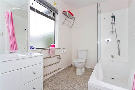 Photo of property in 166a West Tamaki Road, Glen Innes, Auckland, 1072