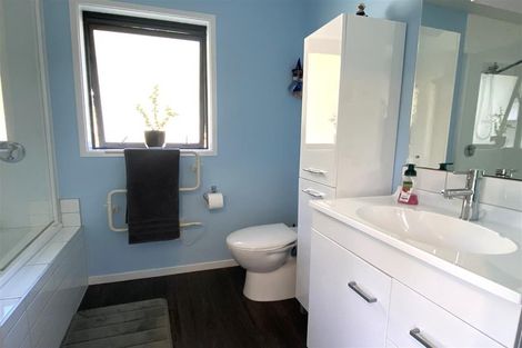 Photo of property in 8 Jackson Place, Kumara Junction, Hokitika, 7882