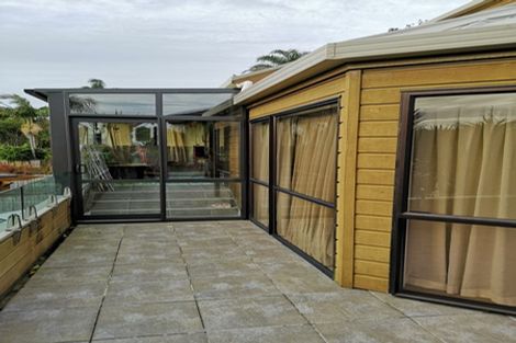 Photo of property in 62 Newhaven Terrace, Mairangi Bay, Auckland, 0630