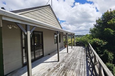 Photo of property in 21 Squirrel Lane, Browns Bay, Auckland, 0630