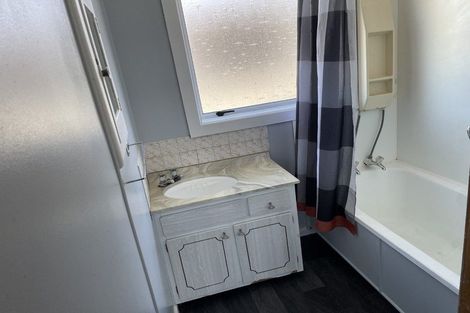 Photo of property in 16a Holloway Street, Waikiwi, Invercargill, 9810