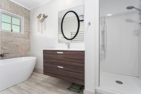 Photo of property in 2 Sisam Place, Whakatane, 3120