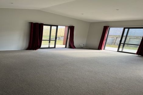 Photo of property in 2 Matau Close, Te Kauwhata, 3710