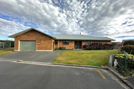 Photo of property in 9 Carlyle Road, Mosgiel, 9024