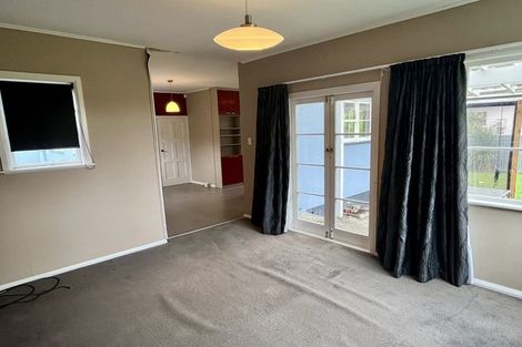 Photo of property in 72 Savage Crescent, West End, Palmerston North, 4412
