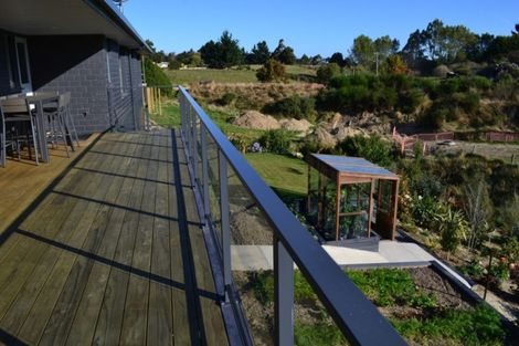 Photo of property in 13 Grove Avenue, Weston, Oamaru, 9401