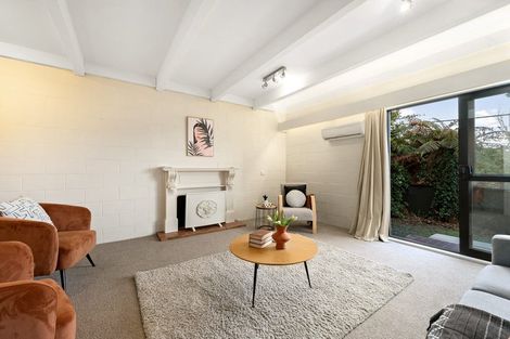 Photo of property in 35 Burma Road, Khandallah, Wellington, 6035