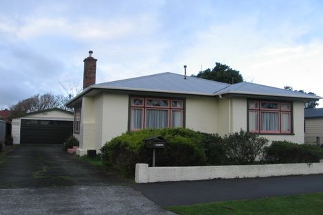 Photo of property in 27 Rangitira Avenue, Palmerston North, 4414