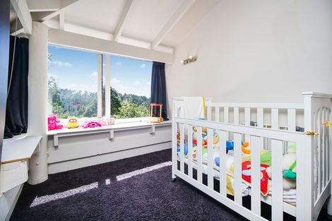 Photo of property in 40 Tanekaha Road, Titirangi, Auckland, 0604