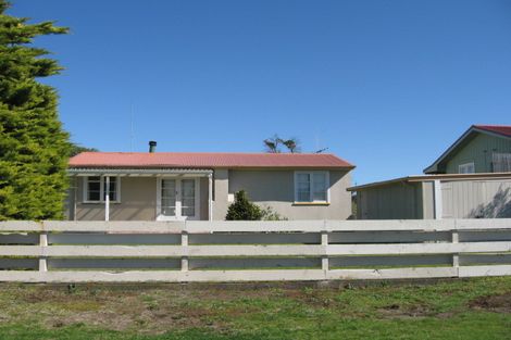 Photo of property in 28 Ruanui Street, Himatangi Beach, Foxton, 4891