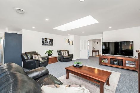 Photo of property in 16 Globe Bay Drive, Templeton, Christchurch, 8042