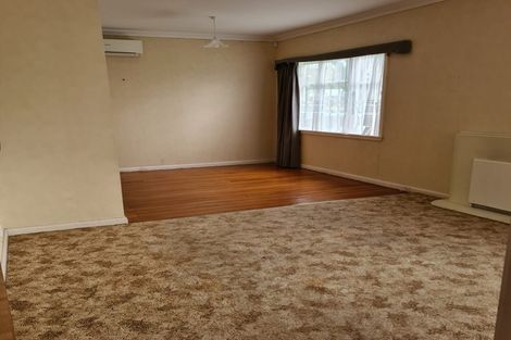 Photo of property in 35 Thomson Street, West End, Palmerston North, 4412
