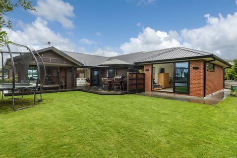 Photo of property in 110 Waikite Road, Welcome Bay, Tauranga, 3175