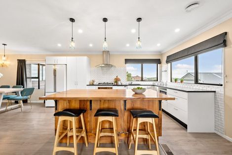 Photo of property in 25 Satara Crescent, Khandallah, Wellington, 6035