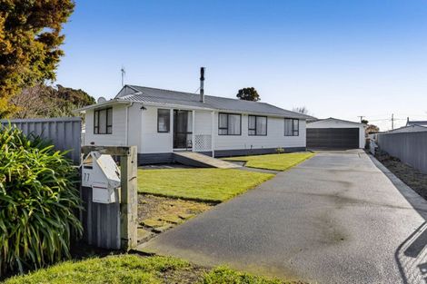 Photo of property in 77 Patu-kukupa Street, Manaia, 4612