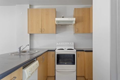 Photo of property in 2/3 Grove Road, Addington, Christchurch, 8024