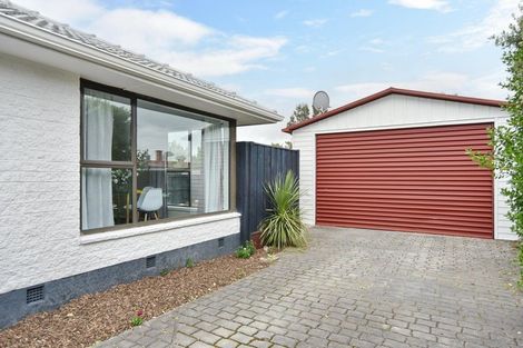 Photo of property in 132 Pacific Road, North New Brighton, Christchurch, 8083