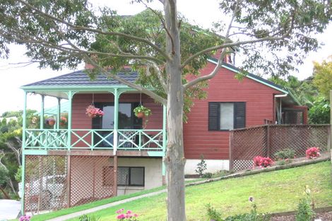 Photo of property in 5 Poaka Place, Beach Haven, Auckland, 0626