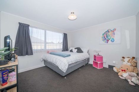 Photo of property in 56c Weston Avenue, Roslyn, Palmerston North, 4414