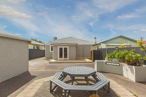 Photo of property in 44 Adelaide Street, Petone, Lower Hutt, 5012