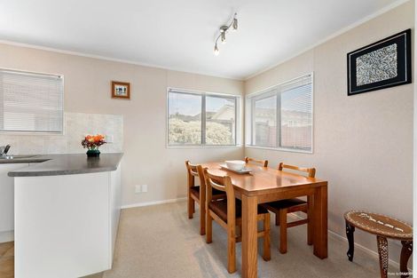 Photo of property in 7a Butley Drive, Farm Cove, Auckland, 2012