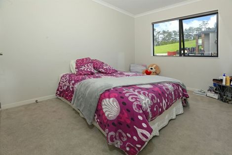 Photo of property in 10 Blewitt Court, Swanson, Auckland, 0614