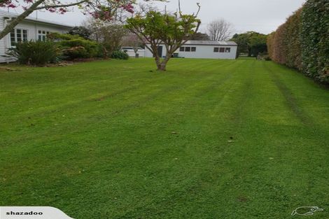 Photo of property in 25 Taupaki Road, Taupaki, Henderson, 0782