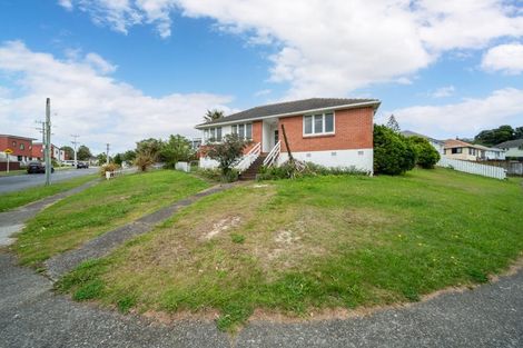 Photo of property in 2 Hukatai Street, Elsdon, Porirua, 5022