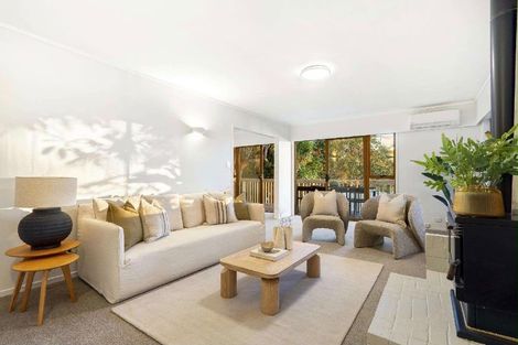 Photo of property in 32 Rosecamp Road, Beach Haven, Auckland, 0626